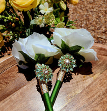 Load image into Gallery viewer, "Pele's Peridot" Faux Flower Pen