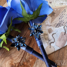 Load image into Gallery viewer, Blue Rose Faux Flower Pen