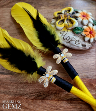 Load image into Gallery viewer, "Honey Bee II" Faux Feather Pen