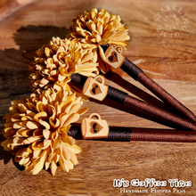 Load image into Gallery viewer, "Cappuccino" Faux Flower Pen