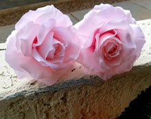 Load image into Gallery viewer, Rainbow of Hearts Faux Flower Pen