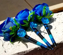 Load image into Gallery viewer, "Blue Ombre" Faux Flower Pen
