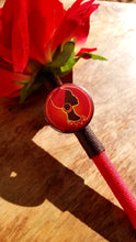 Load image into Gallery viewer, "Pride of Africa" Queen Nadira Faux Flower Pen