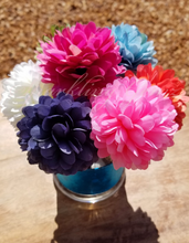 Load image into Gallery viewer, "Mini Mums" Faux Flower Pen
