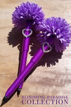 Load image into Gallery viewer, "Blooming Paradise" Faux Flower Pen