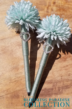 Load image into Gallery viewer, "Blooming Paradise" Faux Flower Pen