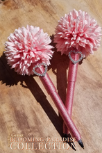 Load image into Gallery viewer, "Blooming Paradise" Faux Flower Pen