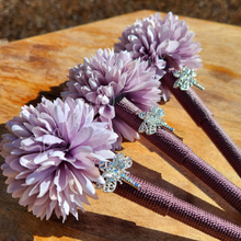 Load image into Gallery viewer, "Fairytale Treasures" Faux Flower Pen