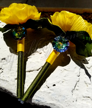 Load image into Gallery viewer, "Yellow Buttercup" Faux Flower Pen
