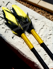 Load image into Gallery viewer, &quot;Love Your Team&quot; Black and Yellow Faux Feather Pen
