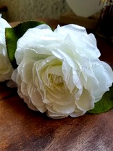 Load image into Gallery viewer, "Buttercup" Faux Flower Pen