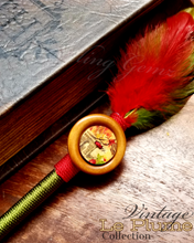 Load image into Gallery viewer, Paris Vintage Le Plume