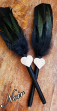 Load image into Gallery viewer, "Noir" Faux Feather Pen