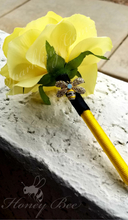 Load image into Gallery viewer, "Honey Bee" Faux Flower Pen