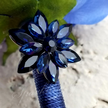 Load image into Gallery viewer, Blue Rose Faux Flower Pen