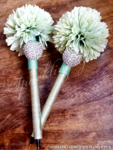 Load image into Gallery viewer, "Honeydew Pom" Flower Pen