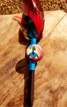 Load image into Gallery viewer, "Pride of Africa" Queen Rashida Faux Feather Pen