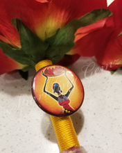 Load image into Gallery viewer, "Pride of Africa" Queen Naila Faux Flower Pen