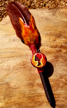 Load image into Gallery viewer, "Pride of Africa" Queen Nadira Faux Feather Pen