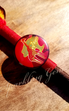 Load image into Gallery viewer, "Pride of Africa" African Giraffe Faux Feather Pen