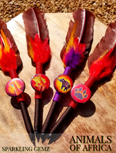 Load image into Gallery viewer, "Pride of Africa" African Giraffe Faux Feather Pen