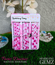 Load image into Gallery viewer, &quot;Paris Daisies&quot; Magnetic Bookmark Set
