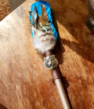 Load image into Gallery viewer, &quot;Native Tiger&quot; Faux Feather Pen
