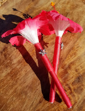 Load image into Gallery viewer, &quot;Hibiscus Love&quot; Faux Flower Pen
