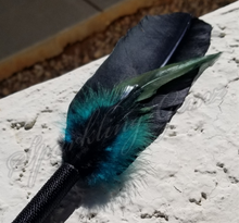 Load image into Gallery viewer, Perfect Hints &quot;Blue&quot; Faux Feather Pen
